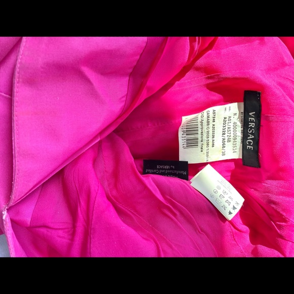 Fuschia Versace dress - Picture 4 of 5